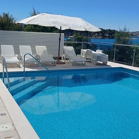 Apartments Marija โตรกีร์ ภายนอก รูปภาพ