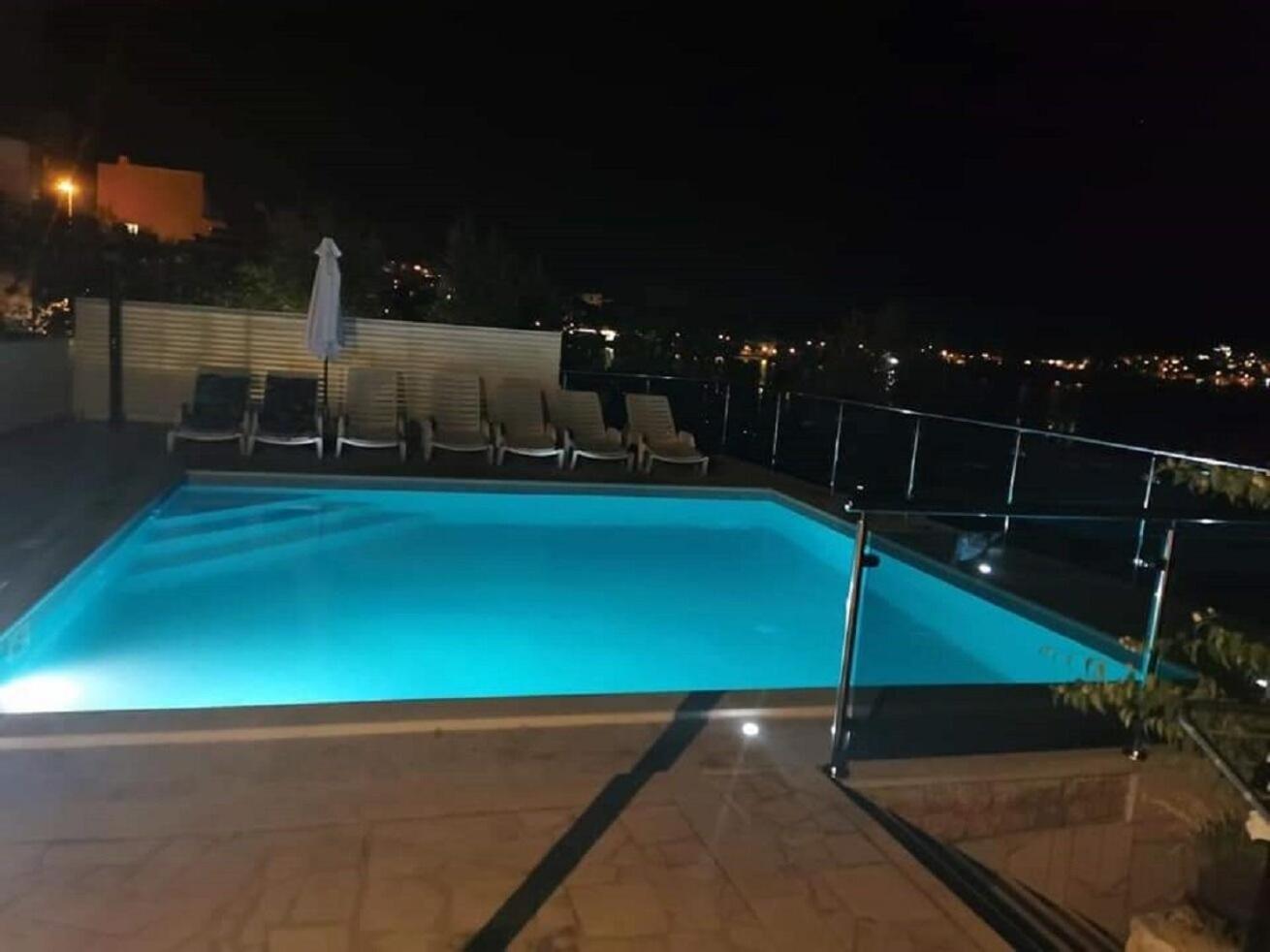 Apartments Marija โตรกีร์ ภายนอก รูปภาพ