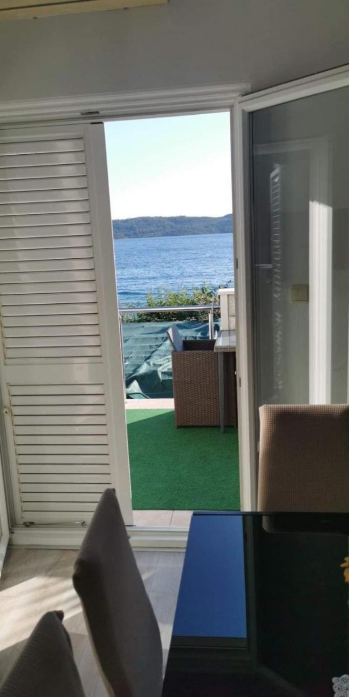 Apartments Marija โตรกีร์ ภายนอก รูปภาพ