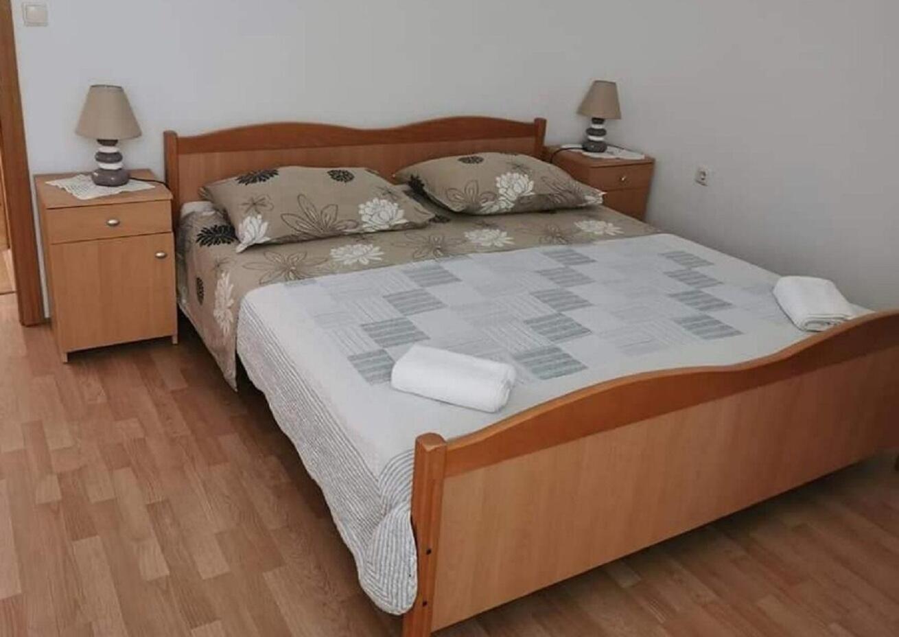 Apartments Marija โตรกีร์ ภายนอก รูปภาพ