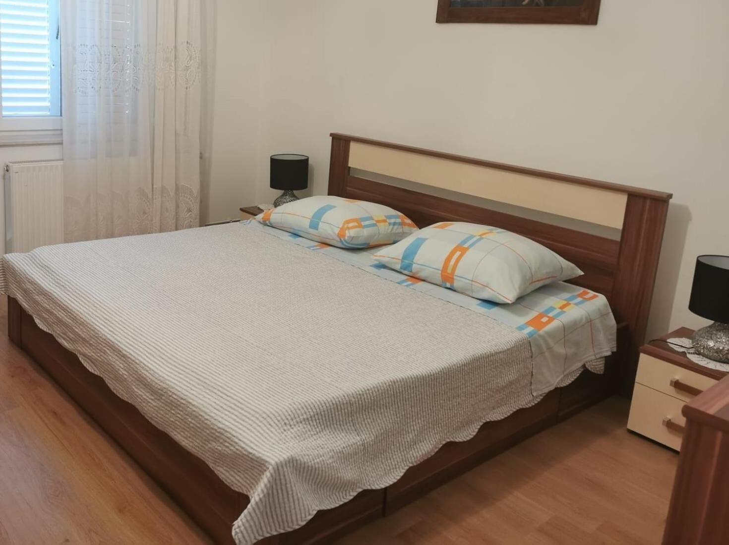 Apartments Marija โตรกีร์ ภายนอก รูปภาพ